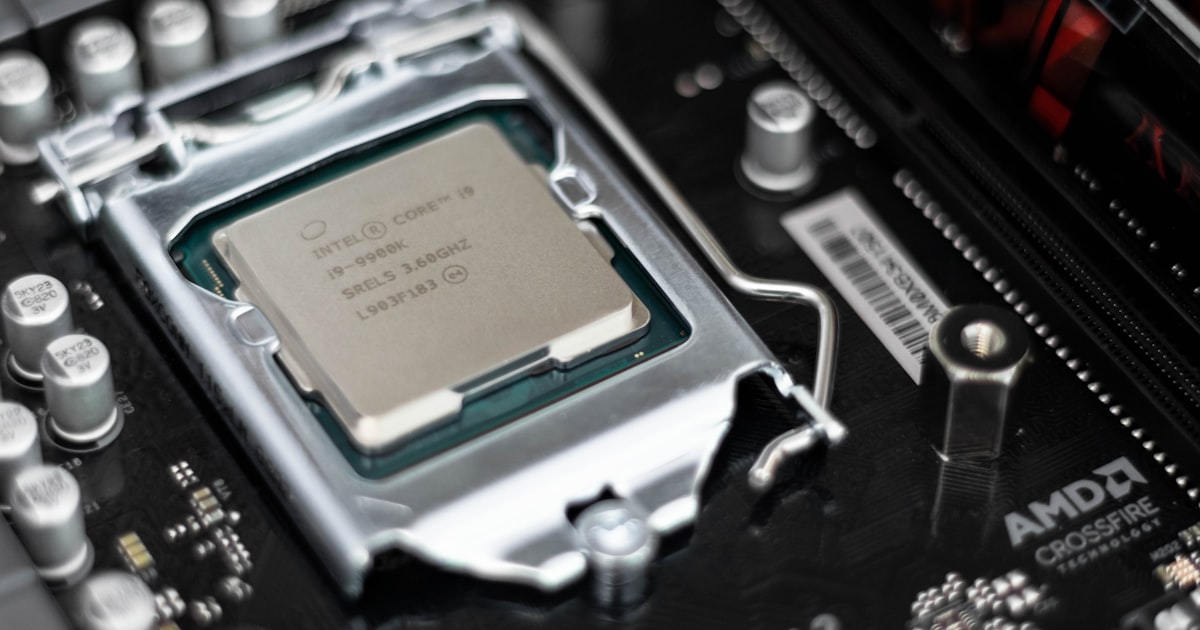 Intel's Lunar Lake Revenge: Taking on Apple's M-Series